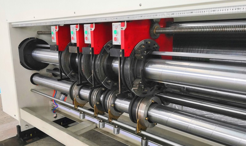 雙色開槽機進紙2.4米報價26萬.jpg開槽部位3_看圖王